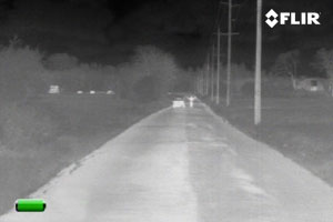 FLIR Scout BTS-X Thermal Night Vision Binocular at 250 Yards Distance